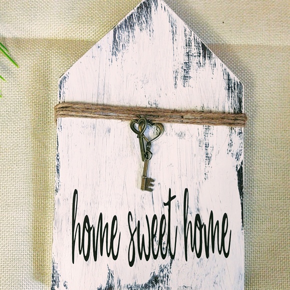 Wood Home Sweet Home House/Mini Wood Sign/Distressed Sign/Farmhouse Decor - Picture 3 of 7